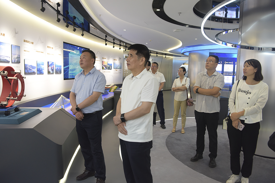 微信图片_20250909153912_72_476 拷贝.jpg